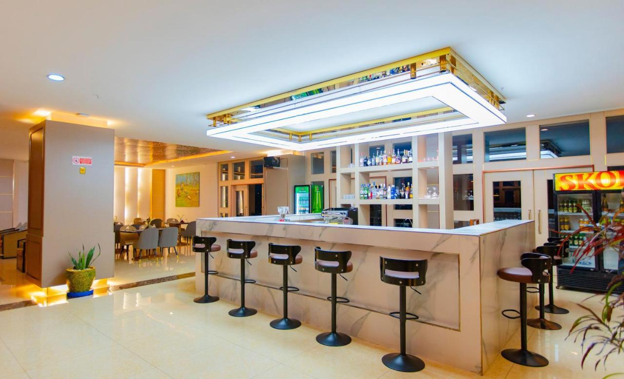 M Hotel キガリ エクステリア 写真